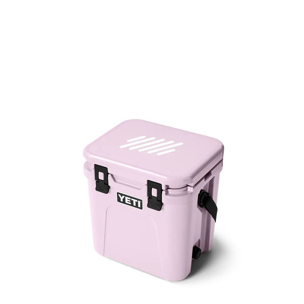 YETI Roadie 24 qt Cooler | Seasonal Color